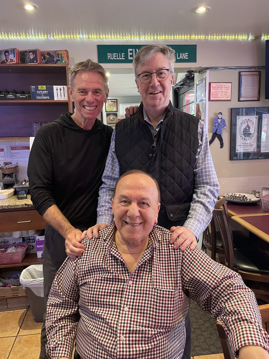 MICHAELCTV's tweet photo. Great to catch up with Mayor Jim and Moe at Moe’s World Famous Newport Restaurant in Westboro. ⁦@JimWatsonOttawa⁩ https://t.co/icUFPT7UN7