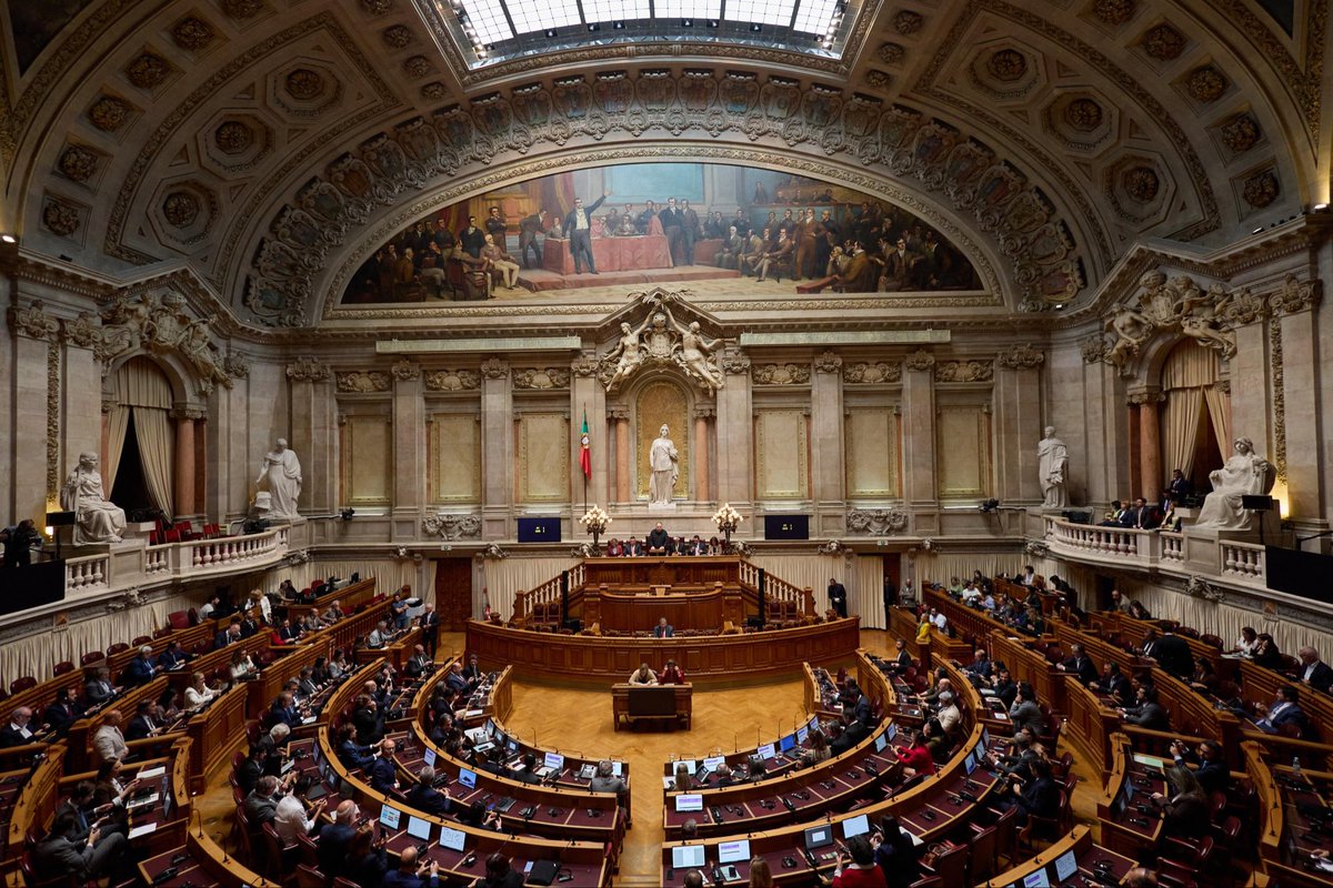 r_stefanchuk's tweet photo. Portugal and Ukraine are two outposts of continental Europe: the Western and the Eastern.

These were the words with which I addressed parliamentarians from the high rostrum of the Assembly of the Portuguese Republic in Lisbon.

There are four thousand kilometres between Lisbon and Kyiv. But distance does not matter when it comes to shared values: freedom, democracy, dignity, and the right of nations to determine their own future.

I thanked Portugal for all the decisions taken in support of Ukraine, for military, humanitarian, and financial assistance, and for the open hearts shown to Ukrainians fleeing russian bombs and missiles.

When someone could have said, “Ukraine is far away, this is not our war,” Portugal said otherwise: there is no such thing as someone else’s war for freedom.

Today, Ukraine is the Eastern guardian of Europe. On our land runs the line of confrontation between life and death, between the right to choose and totalitarian dictate.

I called on our Portuguese partners not to stop supporting Ukraine. Every air defence system, every artillery shell, every armoured vehicle means saved lives. By helping Ukraine defend itself, Portugal is investing in the security of all Europe — from Kharkiv to the Algarve.

I emphasised: sanctions against russia must become unbearable, and justice must be inevitable. A compromise with a tyrant is always a postponed war.

There is another weapon the kremlin fears in panic. It is Ukraine’s European future. Because Ukraine is Europe. Not only geographically, but also mentally. We are returning home.

We have no right to fatigue until evil is defeated.

Obrigado, Portugal!

Viva Portugal!

Glory to Ukraine!