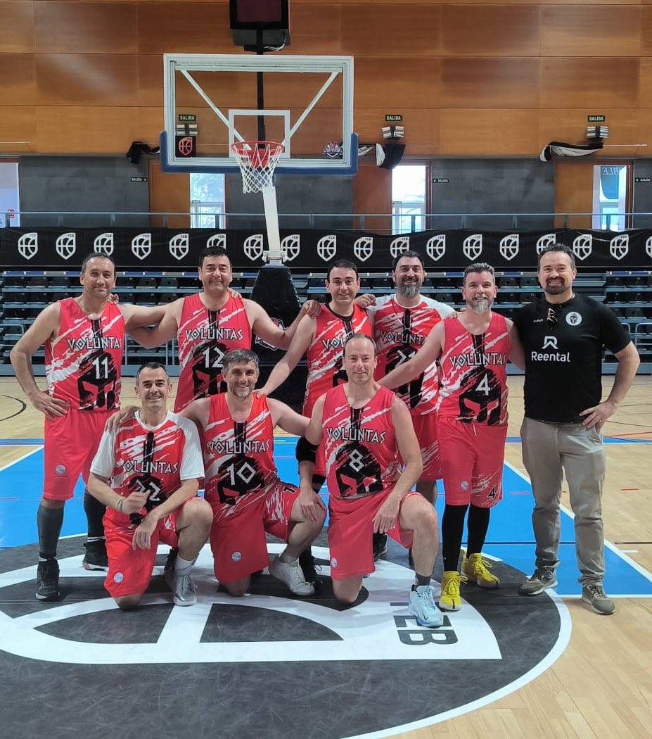 CdVoluntas's tweet photo. Final de infarto el domingo. 
Pese a las bajas, competimos hasta el último suspiro contra Ciudad de Huelva, cayendo solo por 5 puntos al final. Orgullosos del esfuerzo. 
Gracias a @surcontrolacademy y @puertodehuelva por el apoyo. ¡Seguimos! https://t.co/Lisi2ANaAM
