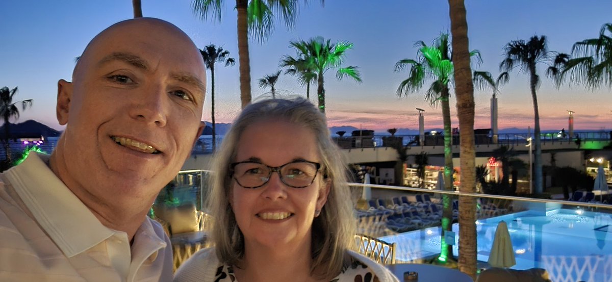 yoadrian100's tweet photo. Epic sunset 🌇 on holiday in turkey , epic hotel and perfect way to relax @DerekTheWeather @Sue_Charles @SabrinaJayneLee @Ruth_ITV https://t.co/9wMlgAbBod