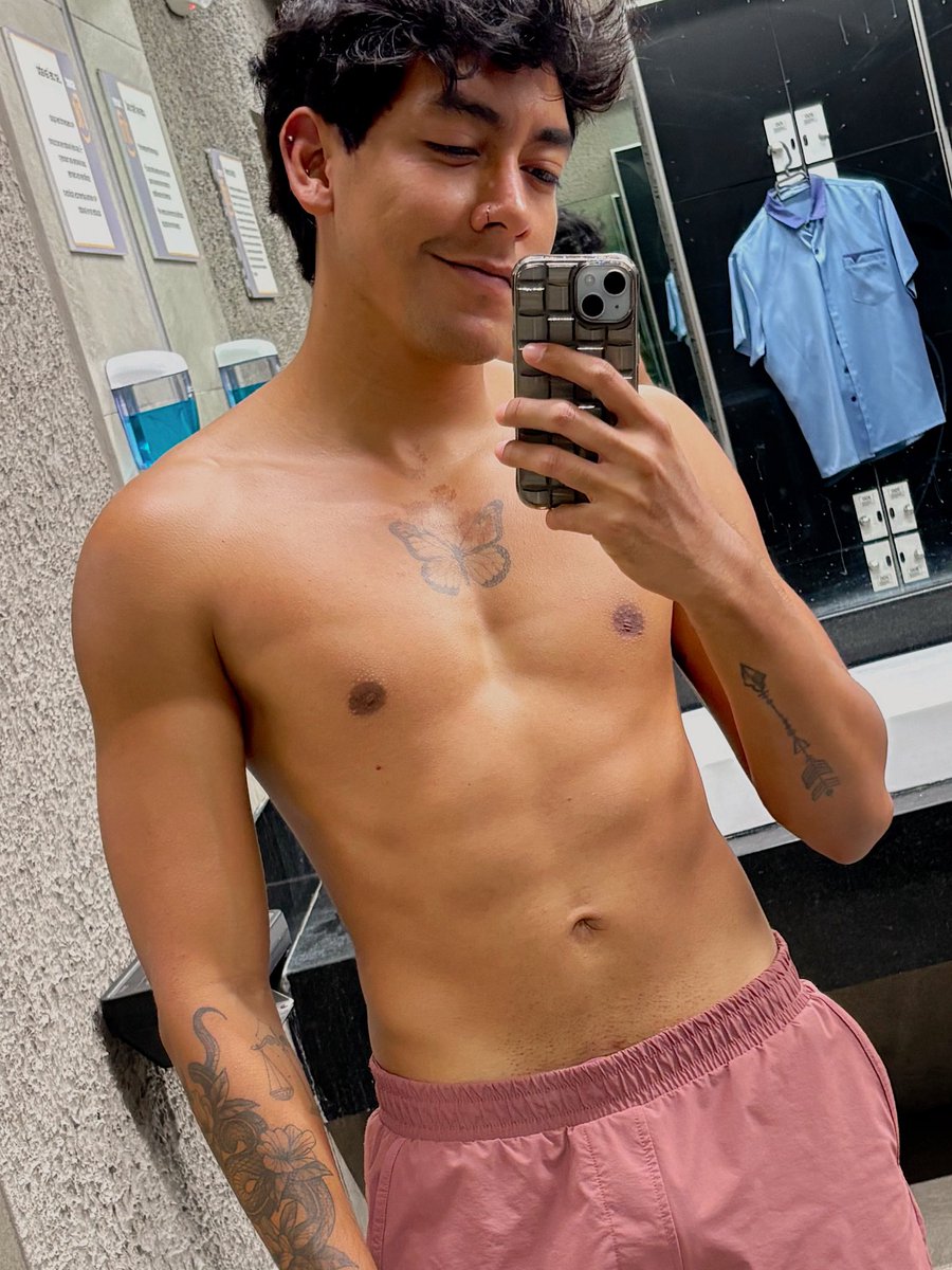 JairCastle's tweet photo. Se busca gym bro… https://t.co/BGkyAPTnbO