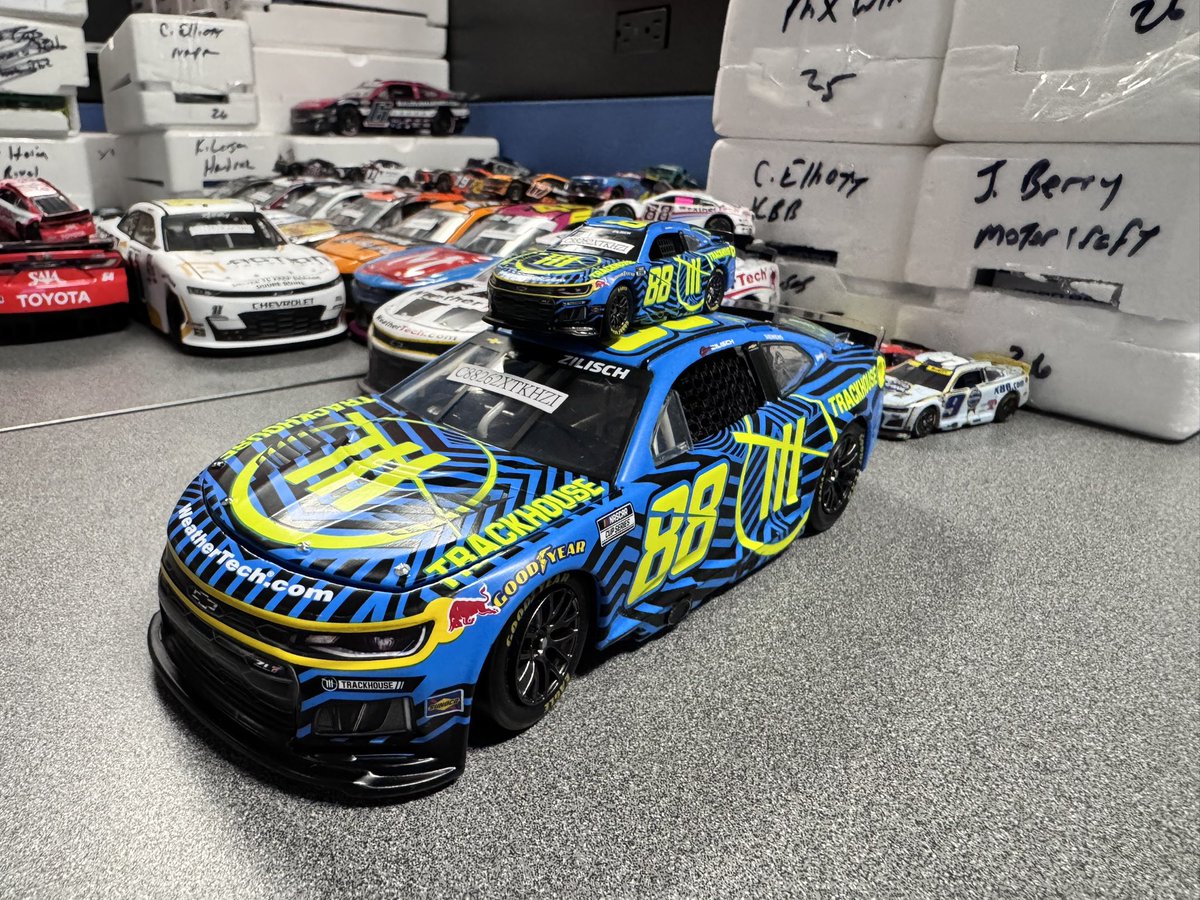 Lionel Racing tweet media