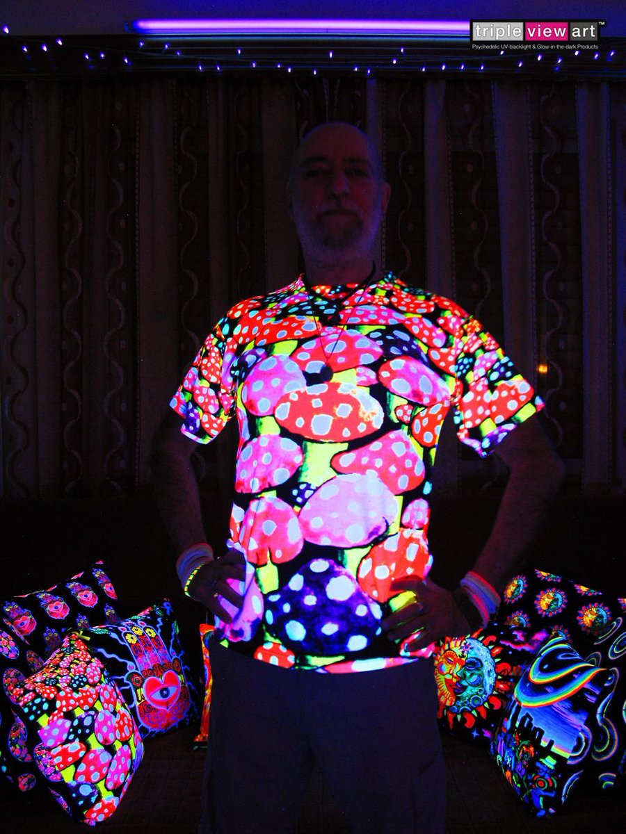 TripleviewArt's tweet photo. 🎨 "Mushrooms" #Psychedelic UV #BlackLight Fluorescent #Glow Trippy #Visionary Art #Breathable Quickdry #FullPrint Mens #T-shirt! 😍🤩 
➡️ Buy it from our Ebay store: https://t.co/TmrrA7a3we ⬅️
➡️ Buy it from our Etsy shop: https://t.co/m3bpCcILs6 ⬅️ https://t.co/DnUYDexJdy