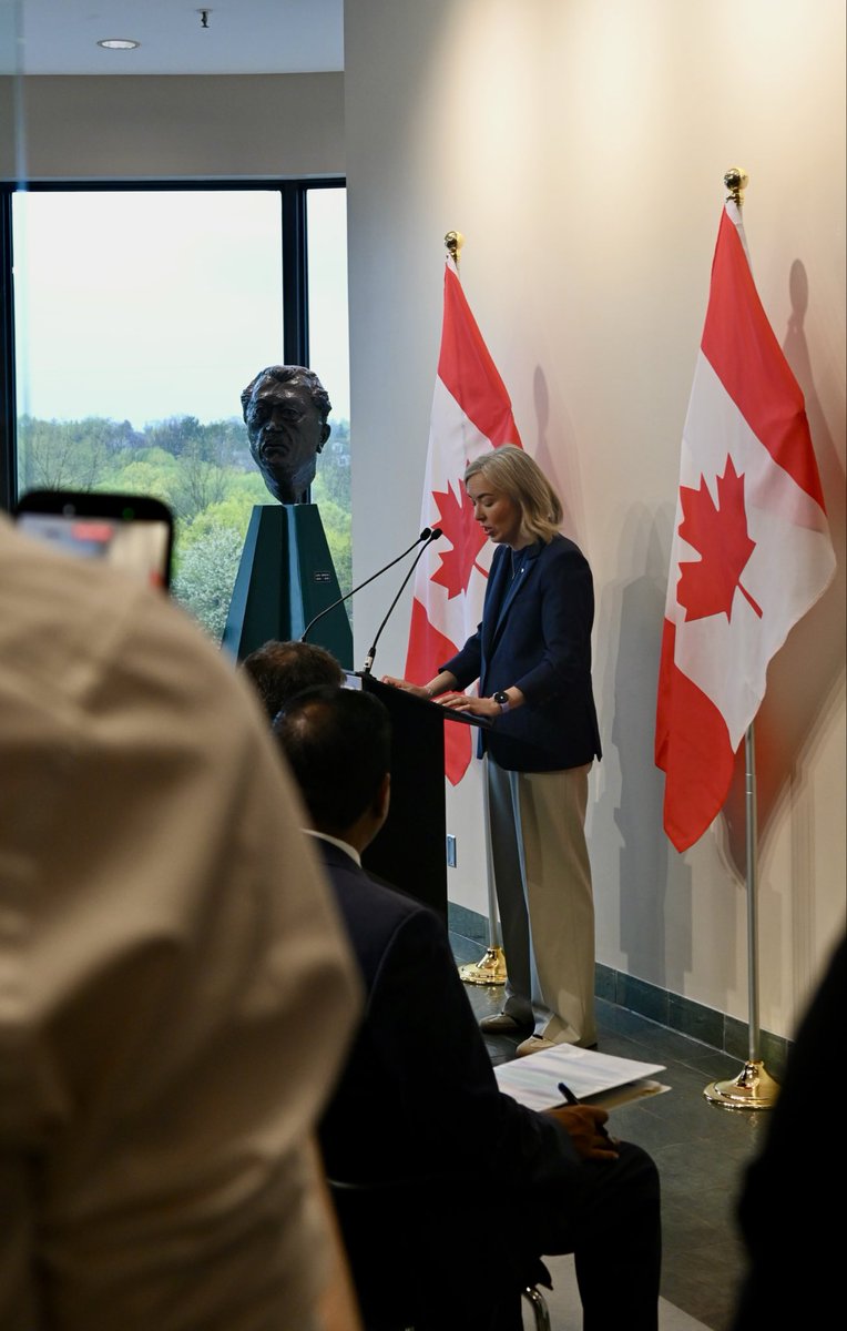 Leslie Church 🇨🇦 tweet media