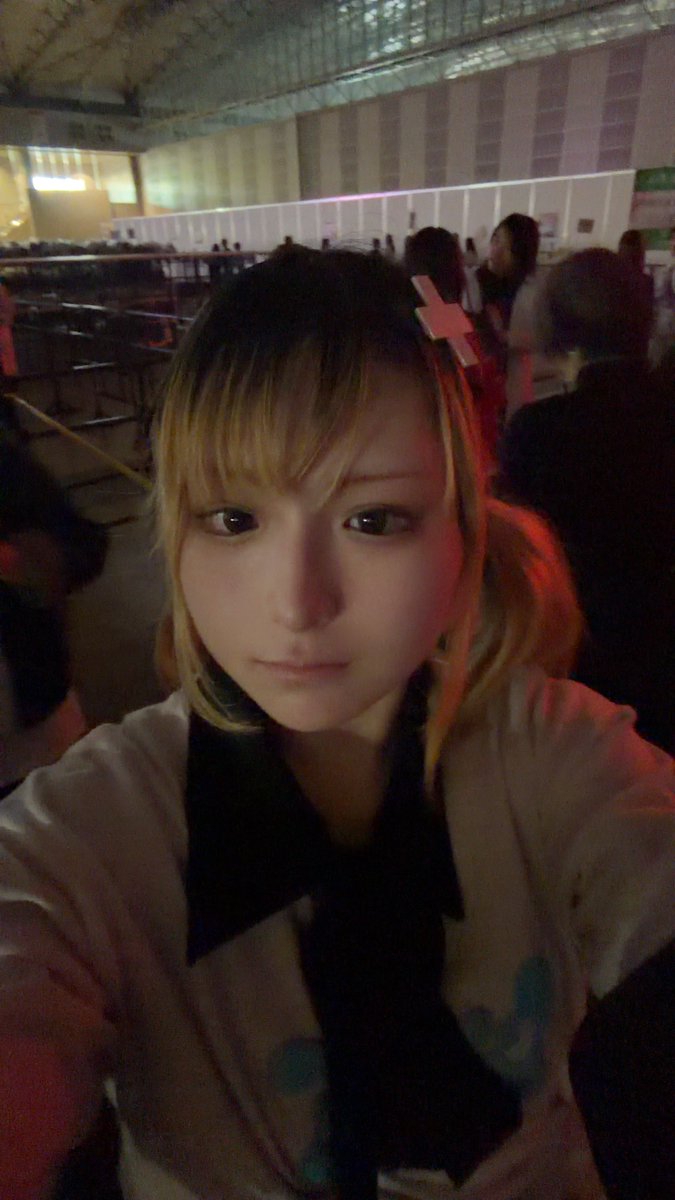 れn tweet media