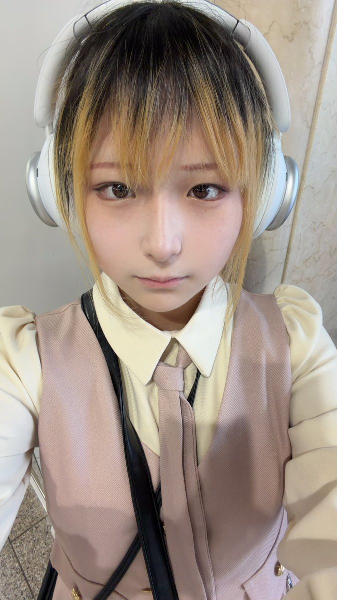 れn tweet media
