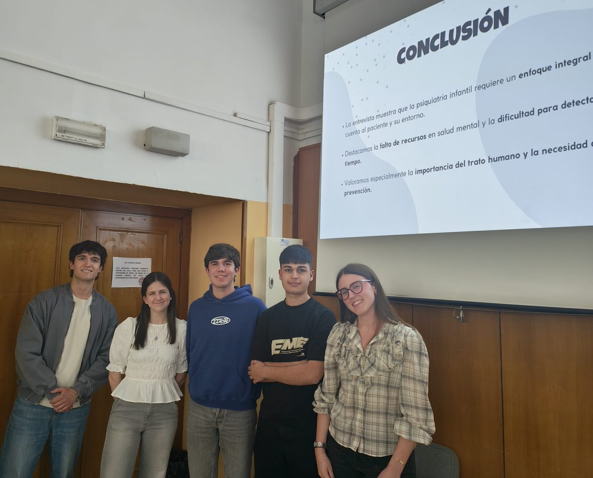humanizAS_UVa's tweet photo. #humanizAS #humanización #atenciónsanitaria #estudiantesdemedicina #medicina #medlife #futurosmedicos #comunicaciónclínica #vocacion #universidaddevalladolid #uva https://t.co/lt5AHSyonB