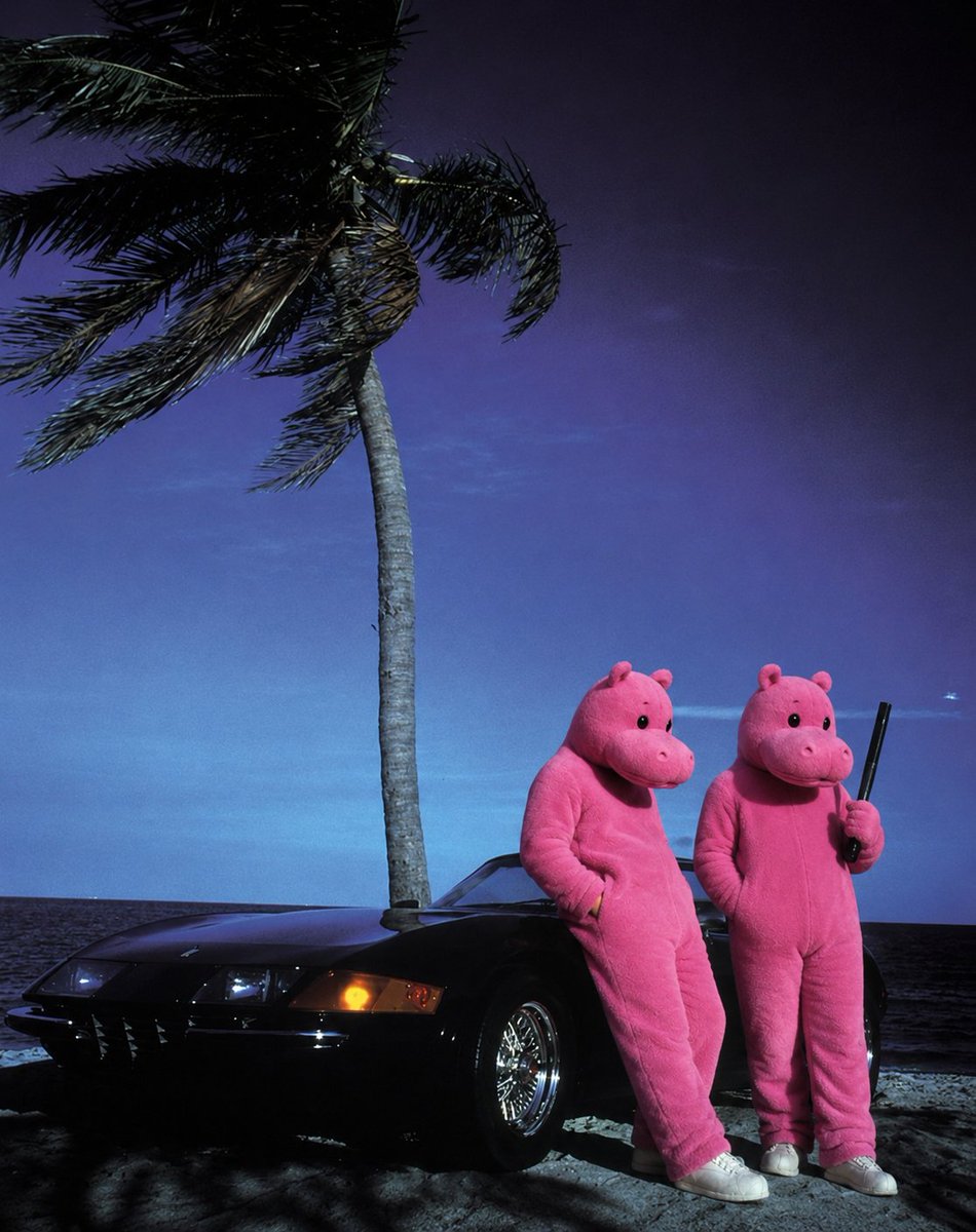 momeng_meme's tweet photo. summer will be hot…
pink outfits on the beach, no thoughts just vibes
momeng said:
“hii… it’s too warm… but we stay drippy 💗”

sun going down, but we still glowing
soft steps, slow breeze, full aura
no rush, no stress
just pink energy everywhere 🫧

#sol #crypto https://t.co/Uo79j9PWUM