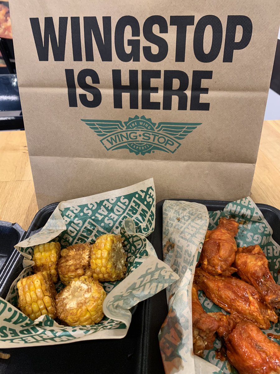 mattvolt's tweet photo. dallas health camp!  the corn cobs hit @wingstop https://t.co/qmxn8PRNWc