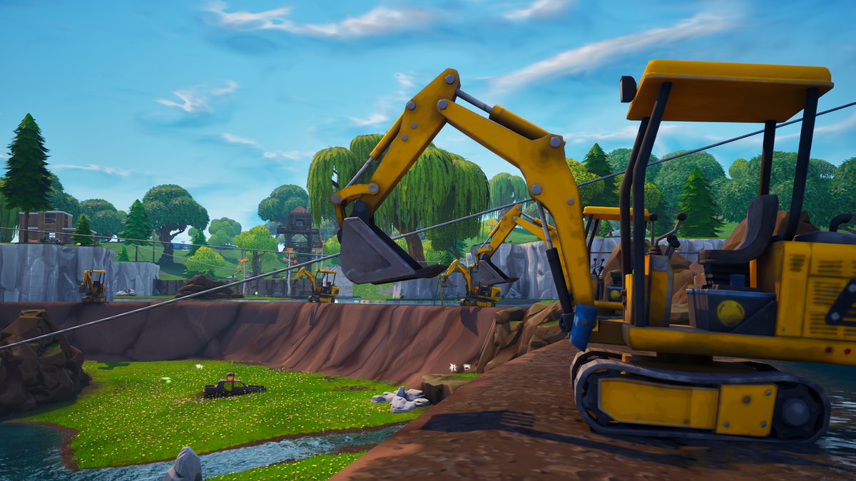FortTracker tweet media