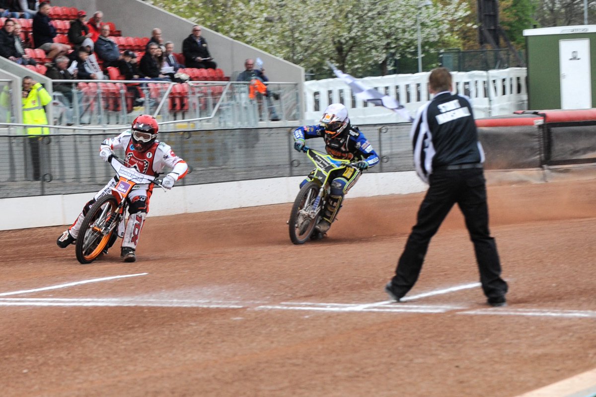 Belle Vue Speedway tweet media