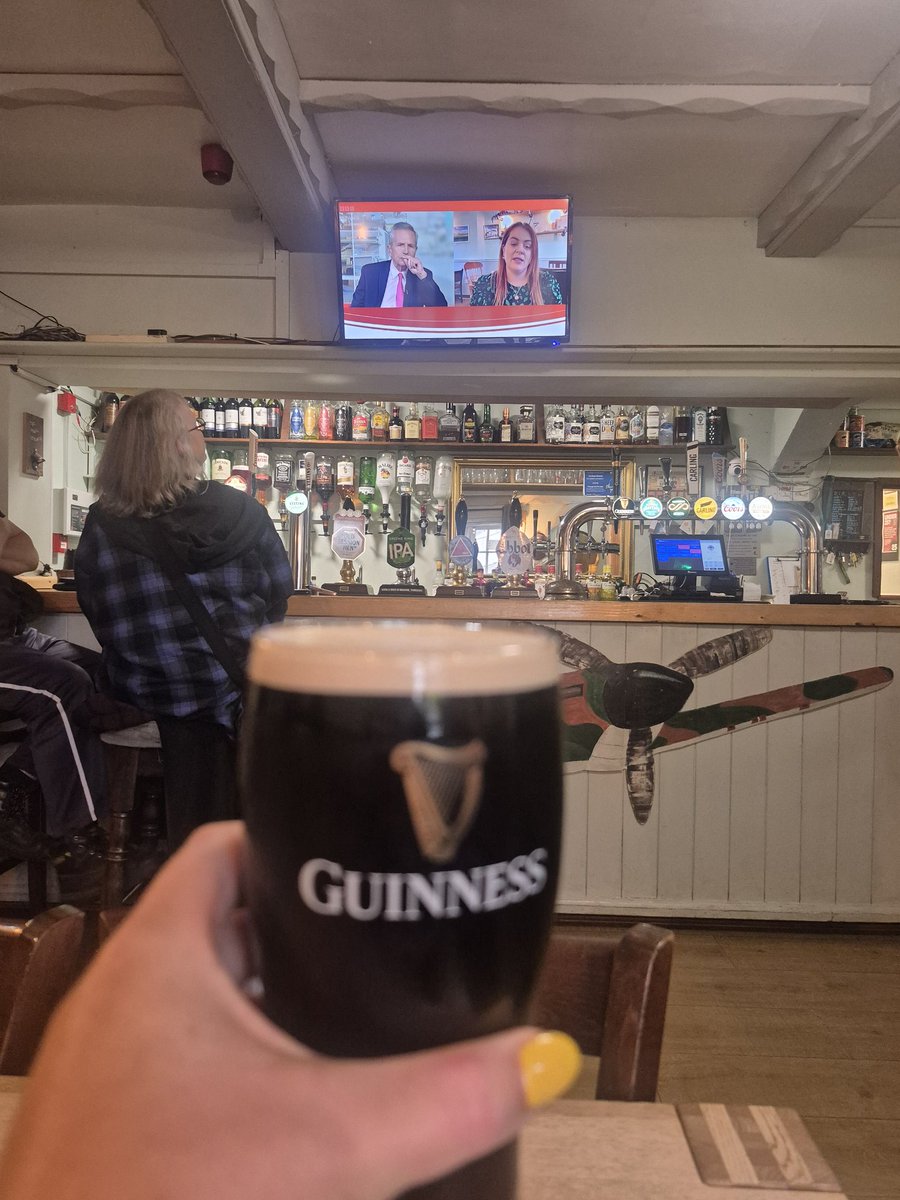 missfudge91's tweet photo. Watched in our bar as promised @peter_levy - a big cheer from the Open Mic gang! Thank you for your time, a pint on us at The Brass Windmill when you're next passing! #localnews #saveourpubs #supportlocal #publife #lincolnshire https://t.co/3eTh10cNrF