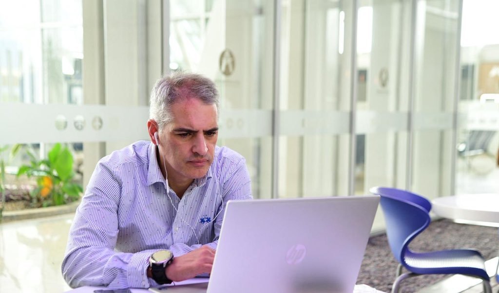 #ATENCIÓN | Una fiscal delegada ante la Corte Suprema de Justicia archivó la indagación contra el gobernador de Antioquia, Andrés Julián Rendón, por los supuestos delitos de contrato sin cumplimiento de requisitos legales y peculado por apropiación, por hechos ocurridos cuando