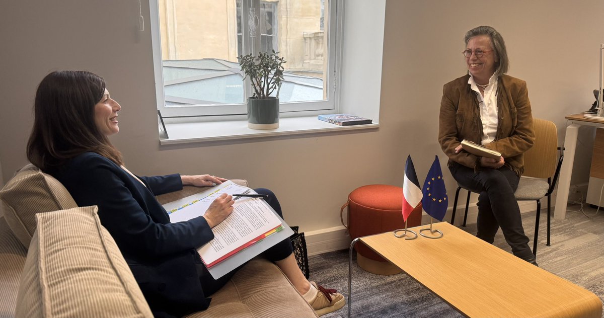 irenefellin's tweet photo. Ravie d’avoir échangé hier à l’@AssembleeNat avec @SabineThillaye , vice-présidente de la Commission de la Défense nationale et forces armées. Nous avons discuté de l'importance de renforcer la place des femmes dans les enjeux de défense et de résilience nationale. Un sujet crucial pour l’avenir. Merci pour cet accueil! #WPS #StrongerTogether