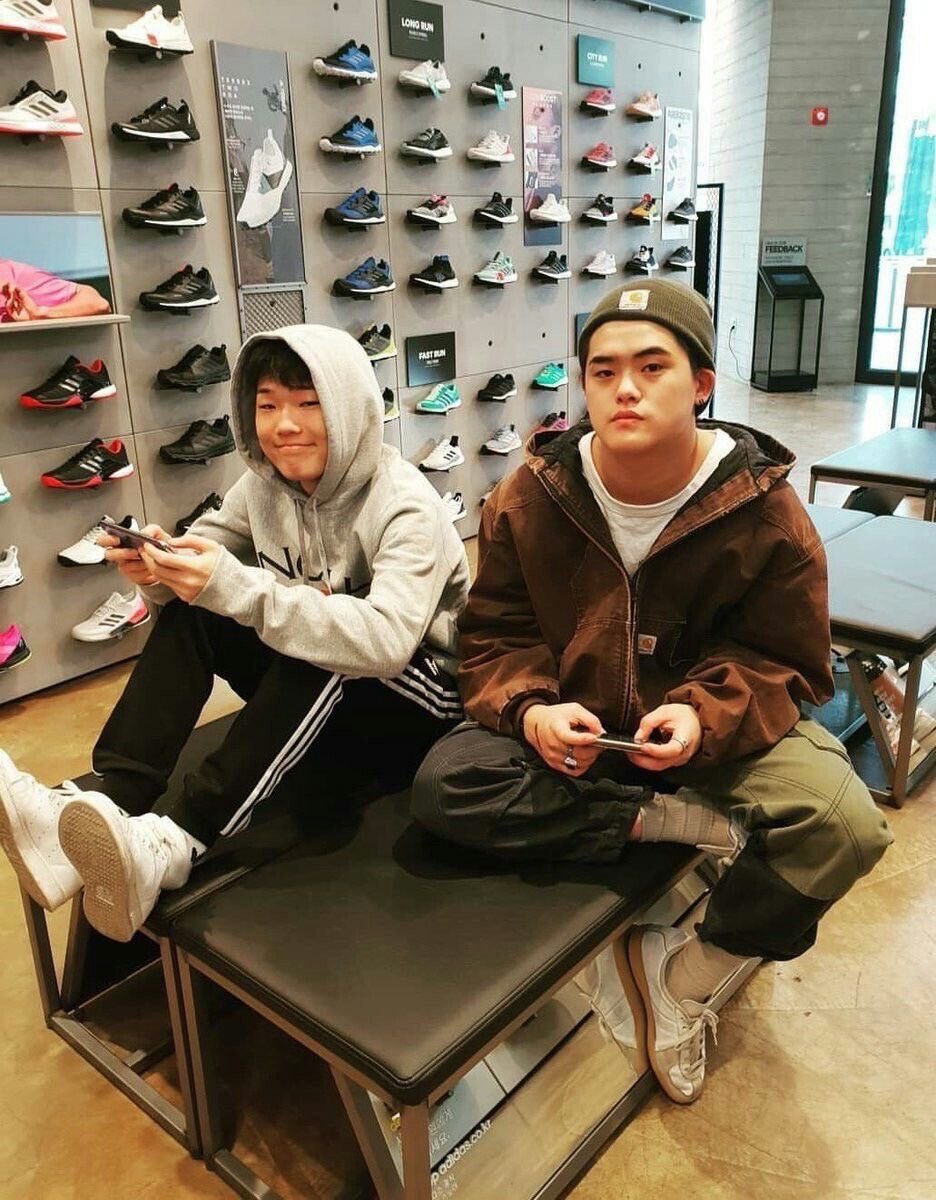 하룻강아지왈왈짖으면귀엽다 tweet media