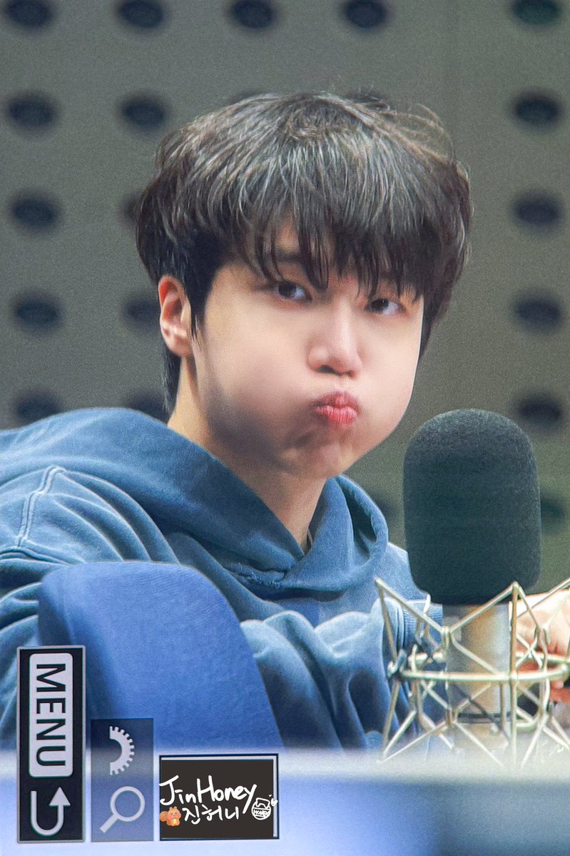 JinHoney🍯 tweet media