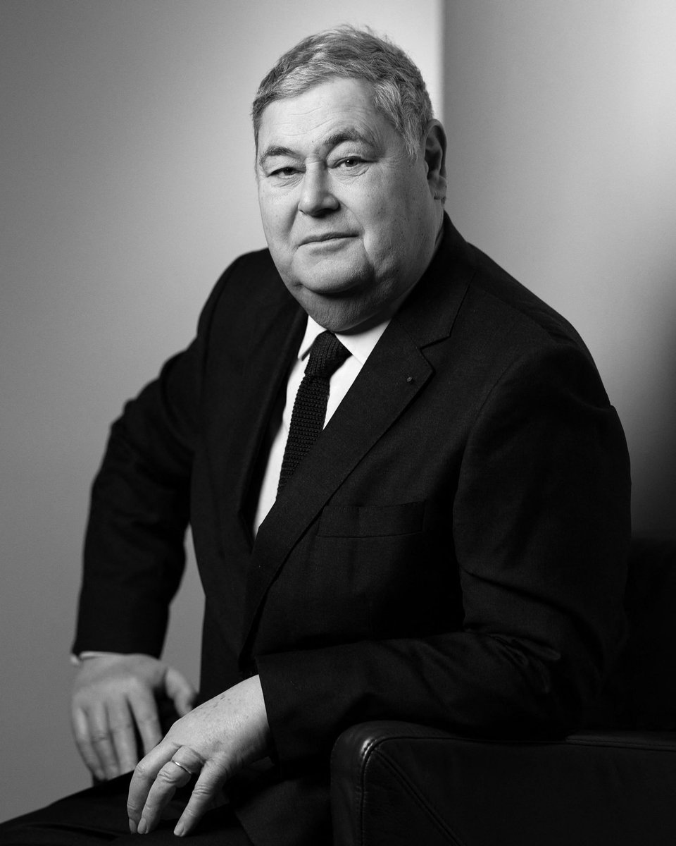 Profonde tristesse à l’annonce du décès de Pierre-François Veil.

En 2018, il était venu inaugurer à nos côtés le lycée en hommage à Simone Veil.

Au nom de la Région Sud, j’adresse mes pensées à sa famille et à ses proches.

Son combat pour la mémoire de la Shoah se poursuit.