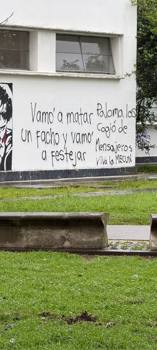 *La izquierda:
A Miguel Uribe lo mataron los de su propio partido.

*También la izquierda 😐👇🏻