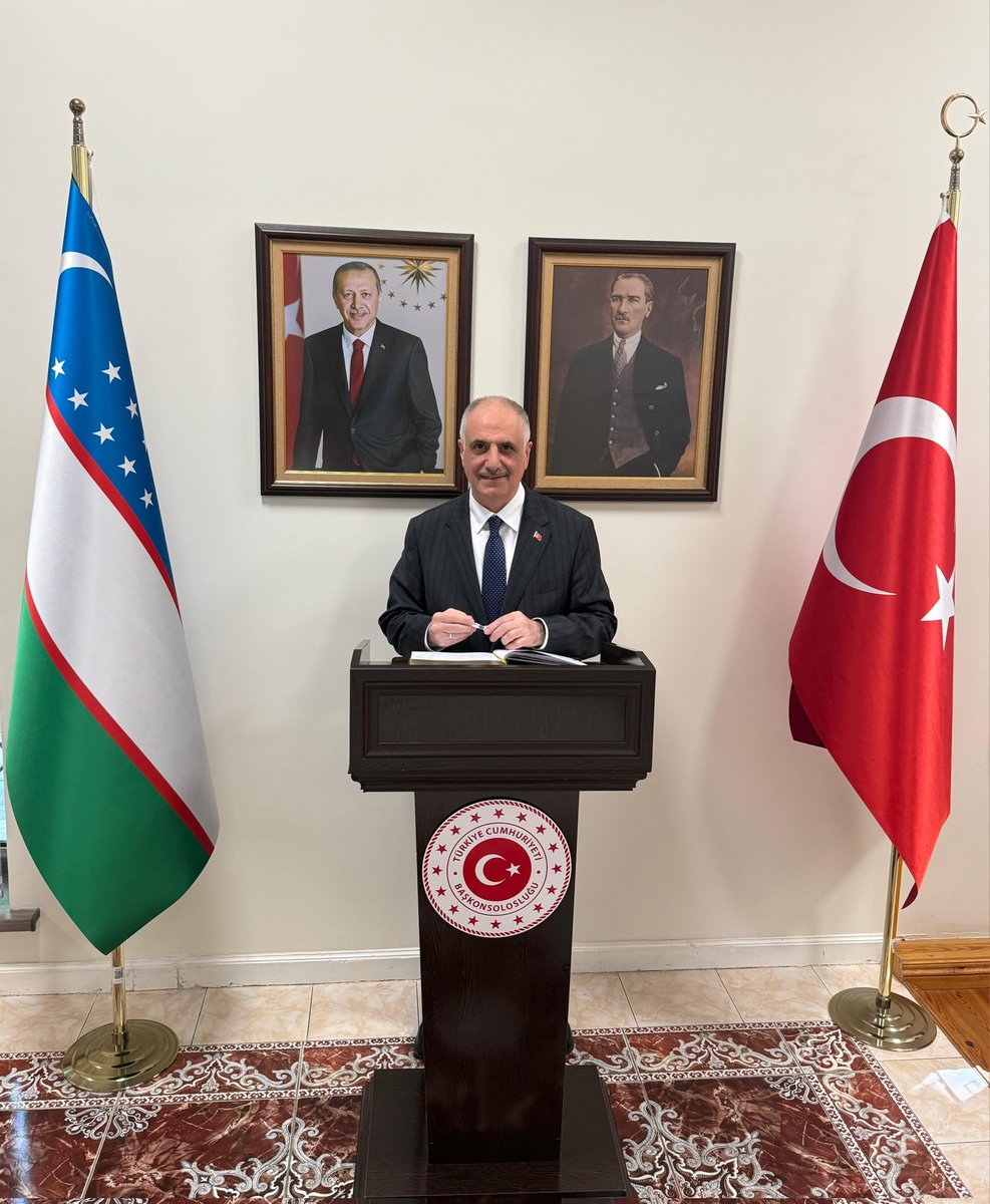TC_SemerkantBK's tweet photo. Asya Kalkınma Bankası 59. Yıllık Yönetim Kurulu Toplantısı münasebetiyle Semerkant'ta bulunan Hazine ve Maliye Bakan Yardımcısı Sayın Osman Çelik Başkonsolosluğumuzu ziyaret ettiler. https://t.co/GQ4vszp96q