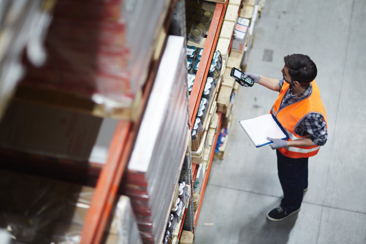 flexe's tweet photo. Speed matters more than ever in network design. #Flexiblewarehousing helps companies add #capacity where and when it’s needed without fixed infrastructure. #Flexe customers have seen a 50%+ reduction in ramp time. Explore real-time capacity: https://t.co/oBat7WQCbJ https://t.co/xqxQakHkkr