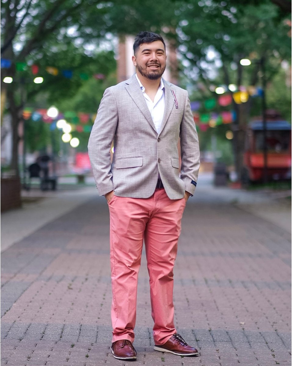uiwcardinals's tweet photo. “Dear UIW, thank you for the amazing 4.5 years. I will cherish all the memories that I have built here with my family.”
Shawn Villegas, BA ’26
Psychology, SPS
#UIWGrad #UIW2026 https://t.co/1zxjI4eNnF
