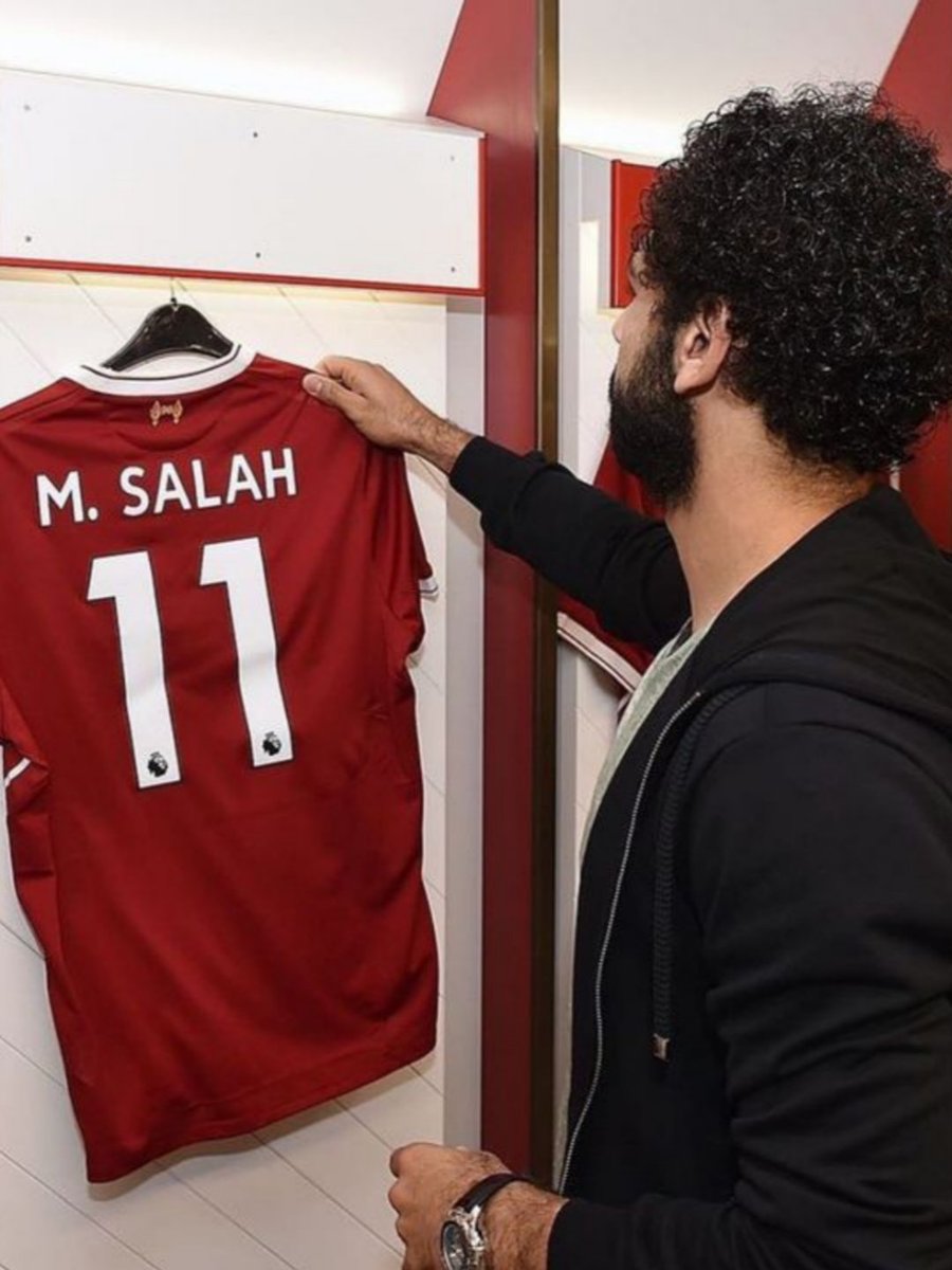 Saladinmosalah's tweet photo. Came a player.                left a legend. https://t.co/CqdPh00lIU
