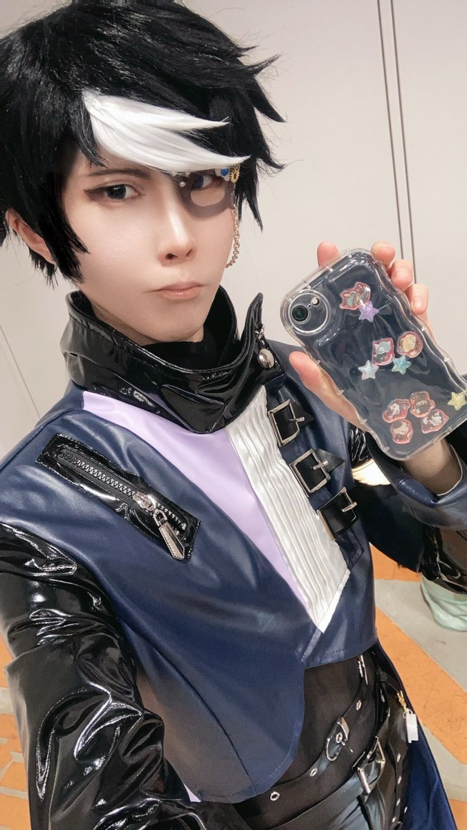 月見里一月 tweet media