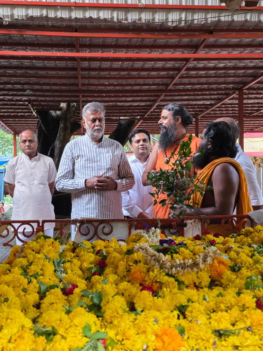 Prahlad Singh Patel ( वृक्ष से जल, जल से जीवन) tweet media
