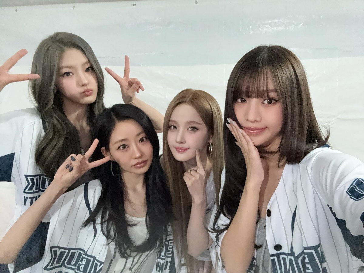 [📸] 260506

전북대학교
2026 건지대동제 : 淸風明月 

#KISSOFLIFE #키스오브라이프 #KIOF