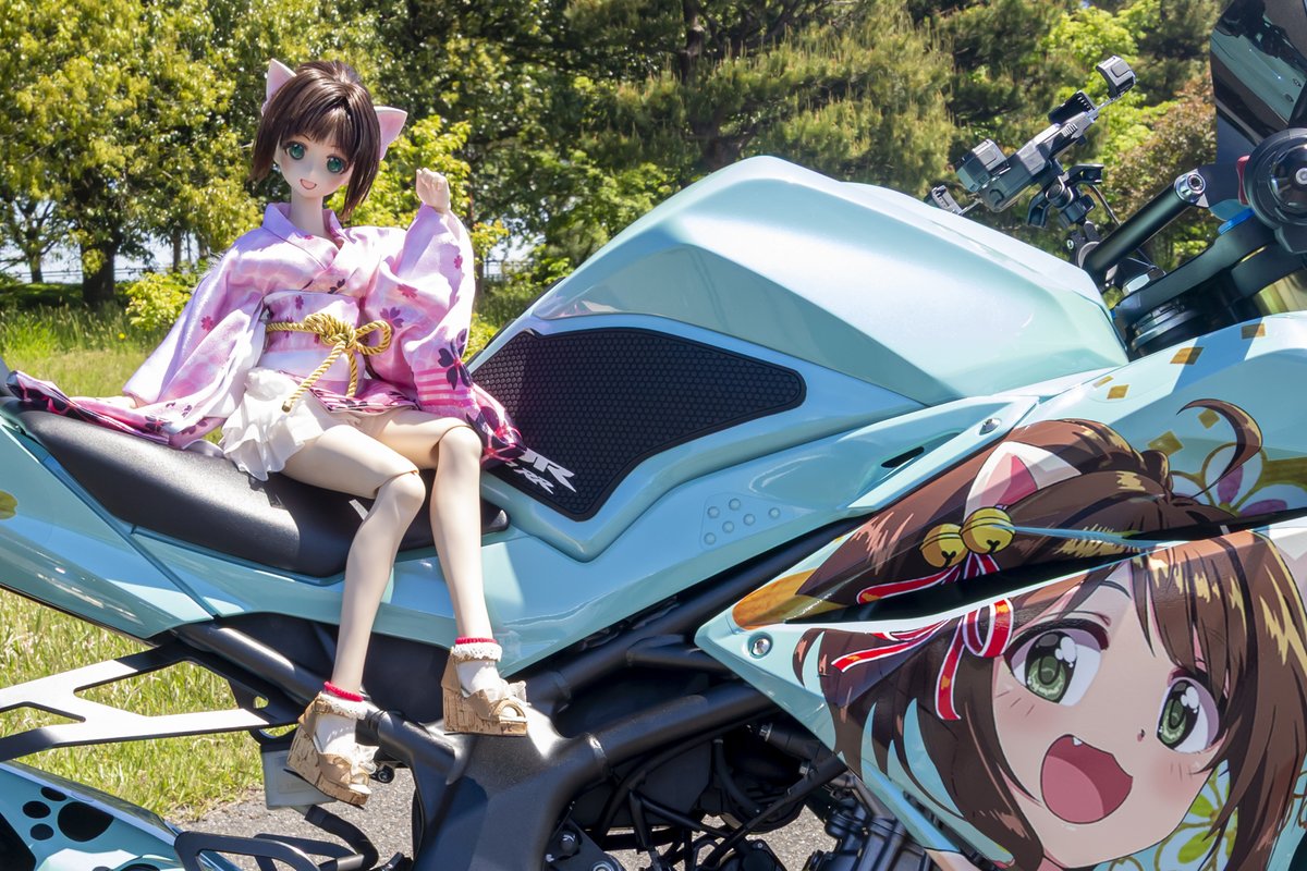 くろさん（@kuro3419）の前川みく仕様痛バイクと久々に合わせ写真を