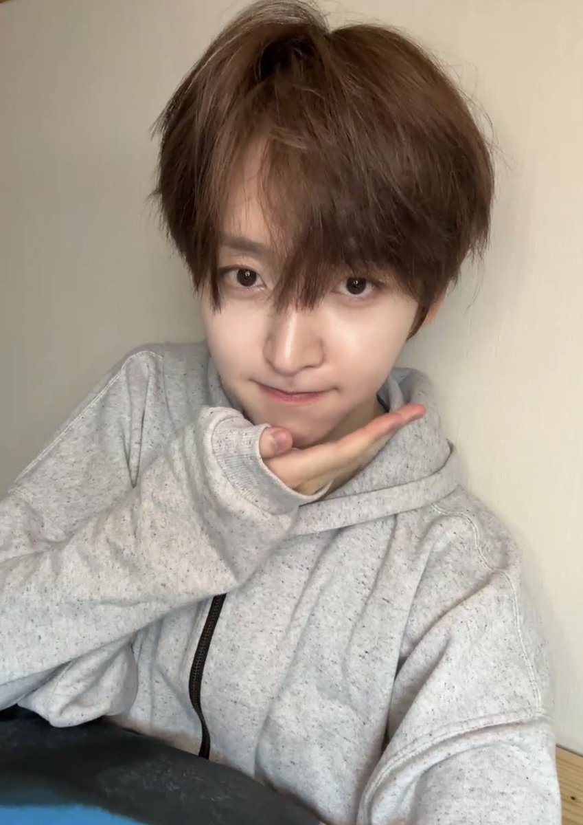 뭐지!! tweet media