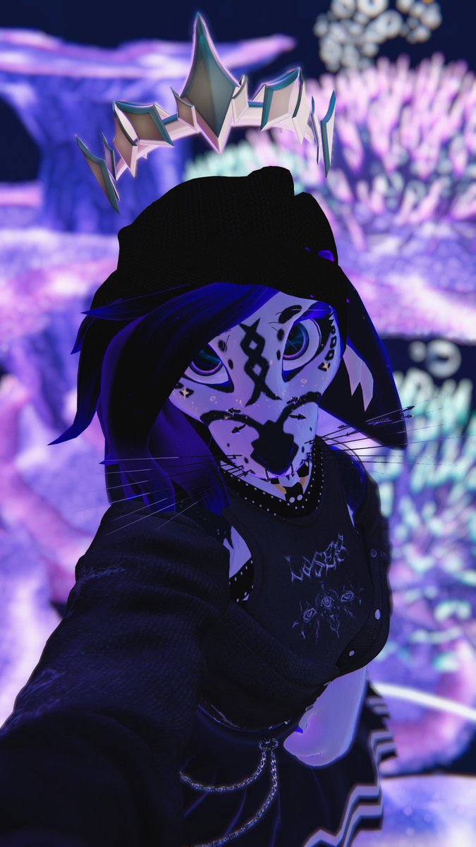 triospirit's tweet photo. She's shy - 💜✨

#VRChat #VRChatPhotography #VRC #rexouium https://t.co/68T2mess0p