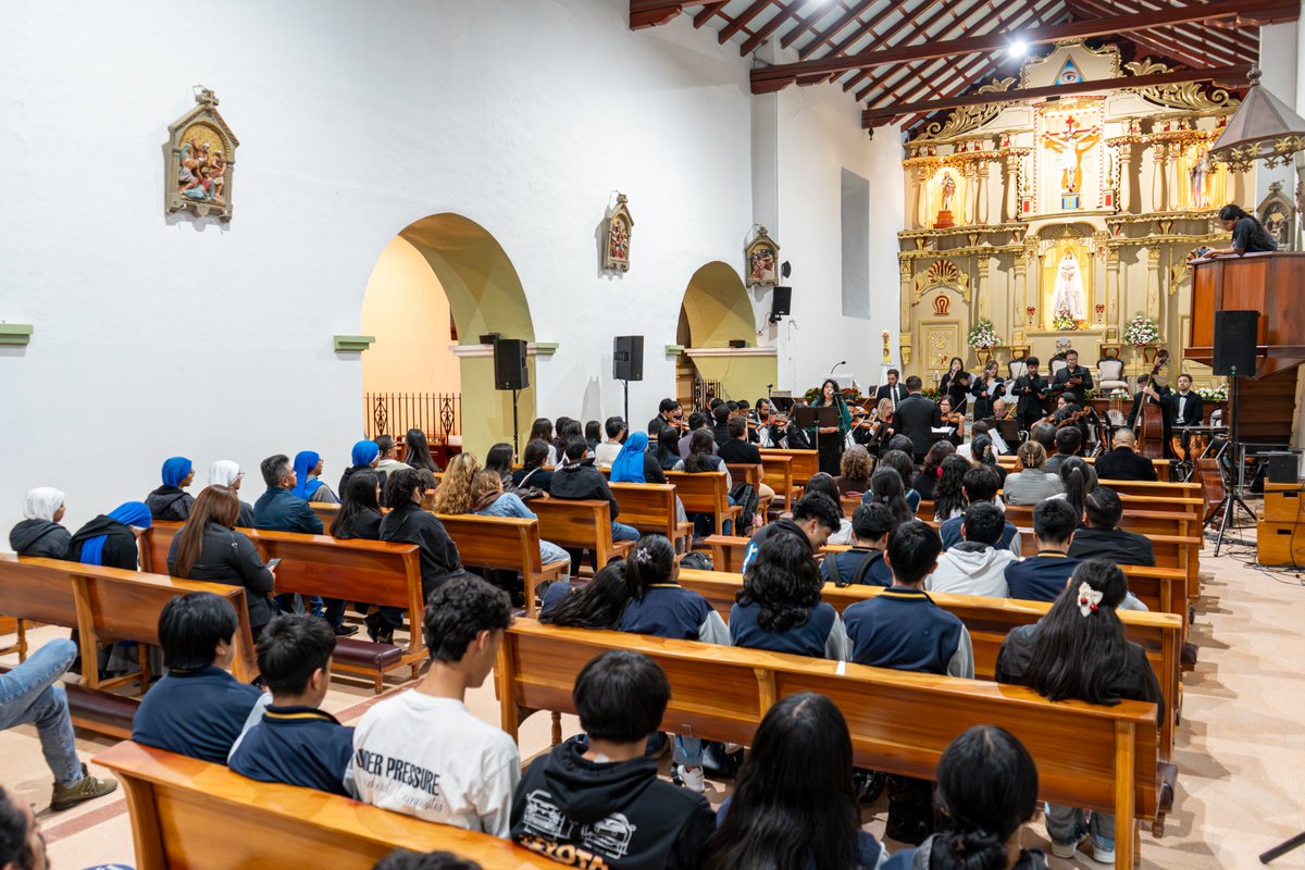 Sinfónica Loja tweet media
