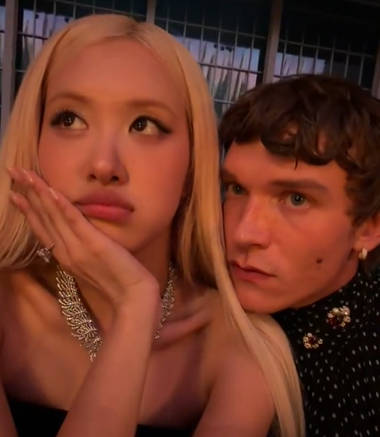 AboutMusicYT's tweet photo. Rosé and Connor Storrie together at the Met Gala. https://t.co/cmvwgBX3kj
