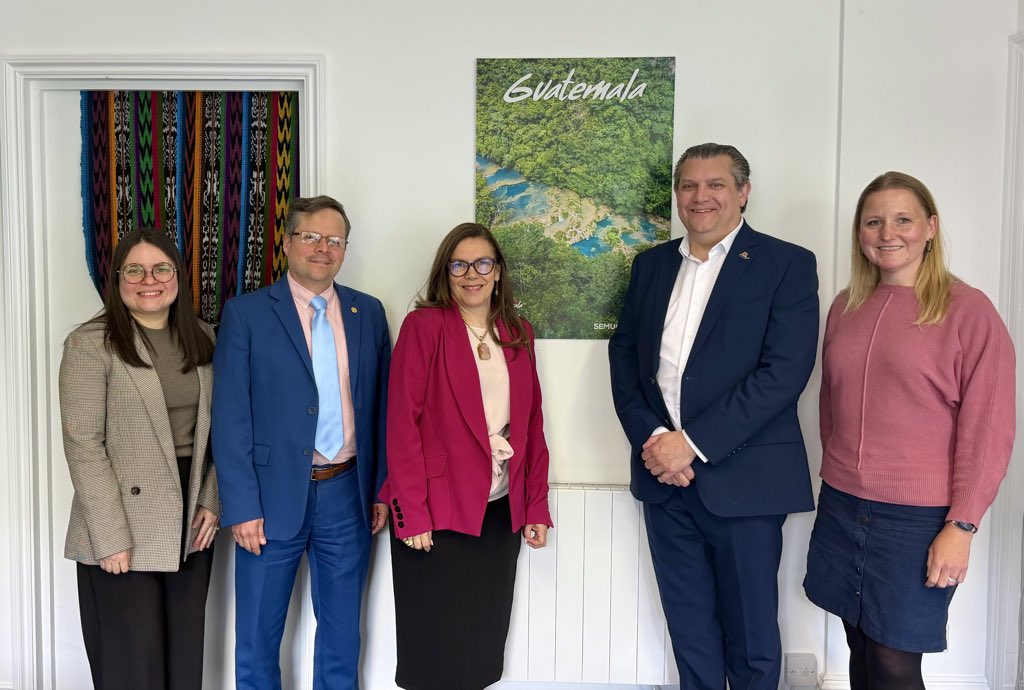 GuatemalaUk's tweet photo. Trabajando conjuntamente con la Asociación Latinoamericana de Viajes LATA para promover mayor interés y afluencia de turistas británicos en Guatemala 🇬🇹 https://t.co/TEWvpqMG2R