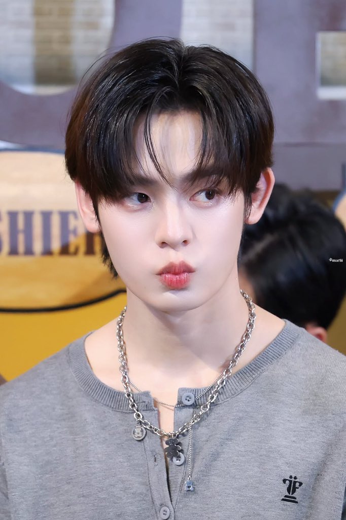 ⁺₊ 𝐩𝐮𝐟𝐟 ˚ tweet media