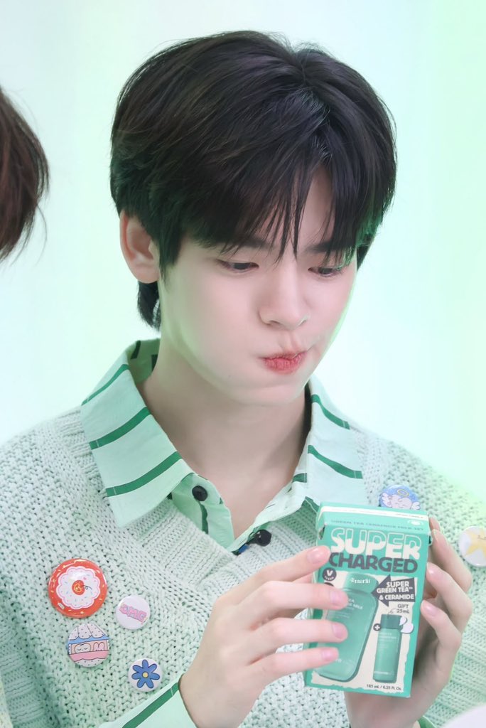 ⁺₊ 𝐩𝐮𝐟𝐟 ˚ tweet media