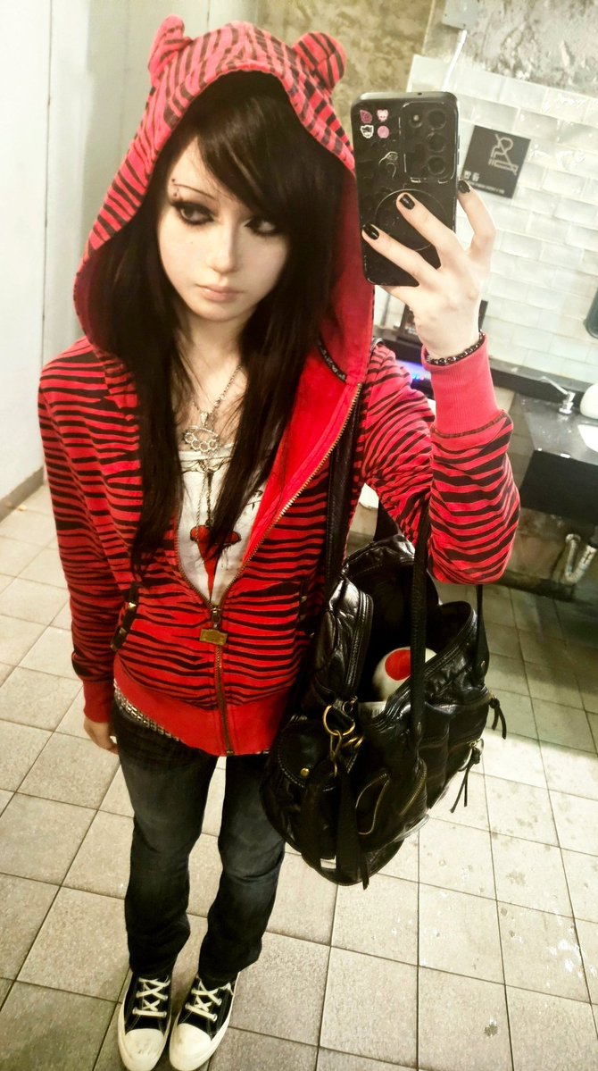 JINNI❦ tweet media