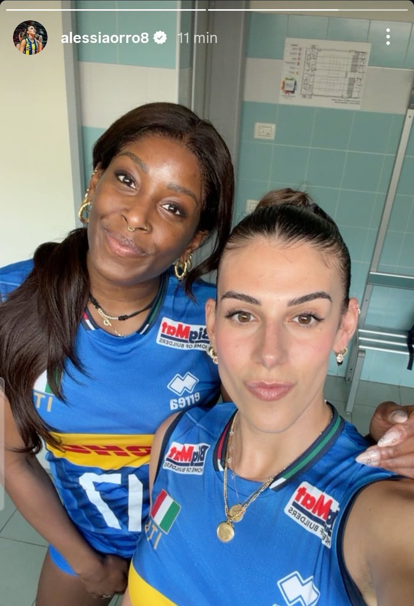 lachicadel10772's tweet photo. 🚨 ATTENZIONE 🚨
sono tornate le dive più dive di tutte 💜 https://t.co/sRZ4LzbOz3