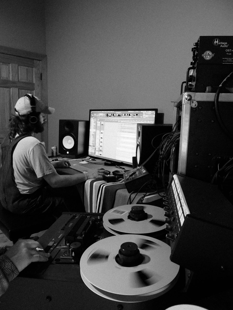 Avi Kaplan tweet media
