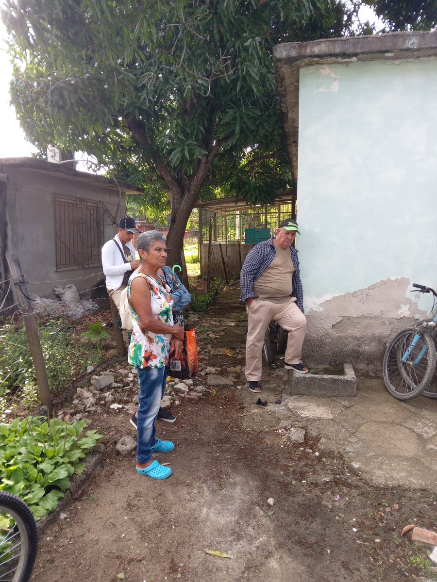rodriguez_96816's tweet photo. Se realiza en nuestra Clínica Estomatológica de Manatí preparación para la Defensa de la Patria, RSB 220 💪👏👏❤️🇨🇺 https://t.co/80SdsQeiW2