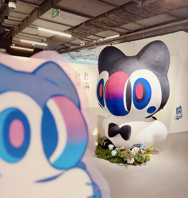 Kaleidoscope in Shanghai starts from today till the end of May!! The team worked very hard to open this space... I hope people visiting would enjoy themselves!!
