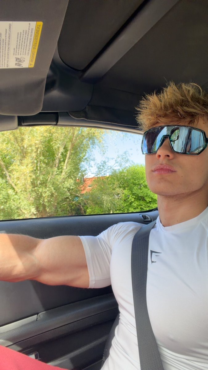 Sandro tweet media