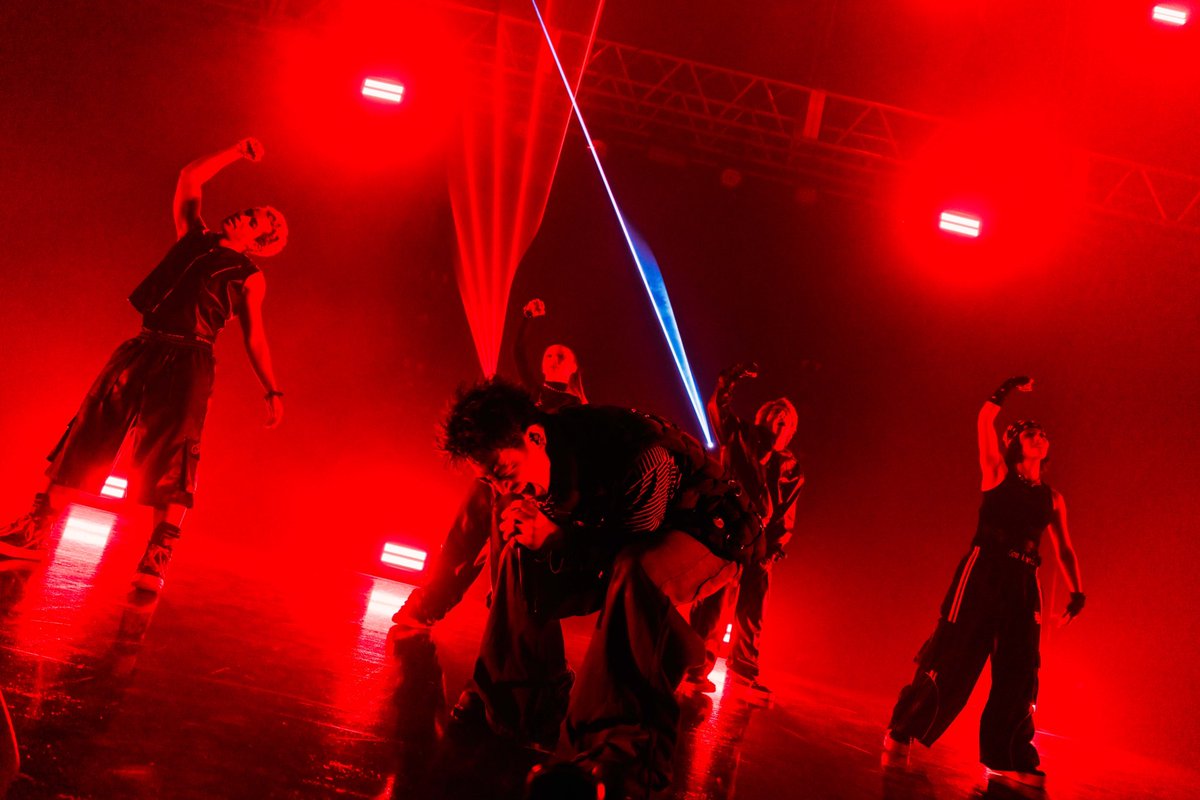 ryokimiyama0426's tweet photo. 🔥🔥TOKYO🔥🔥

It was a hottest night.

 #backfromthecoffin
 #RYOKIMIYAMA https://t.co/nQpNINMDqy