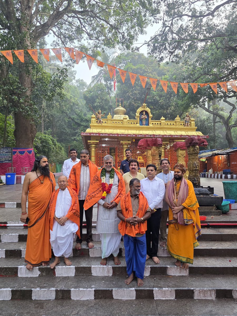 Prahlad Singh Patel ( वृक्ष से जल, जल से जीवन) tweet media