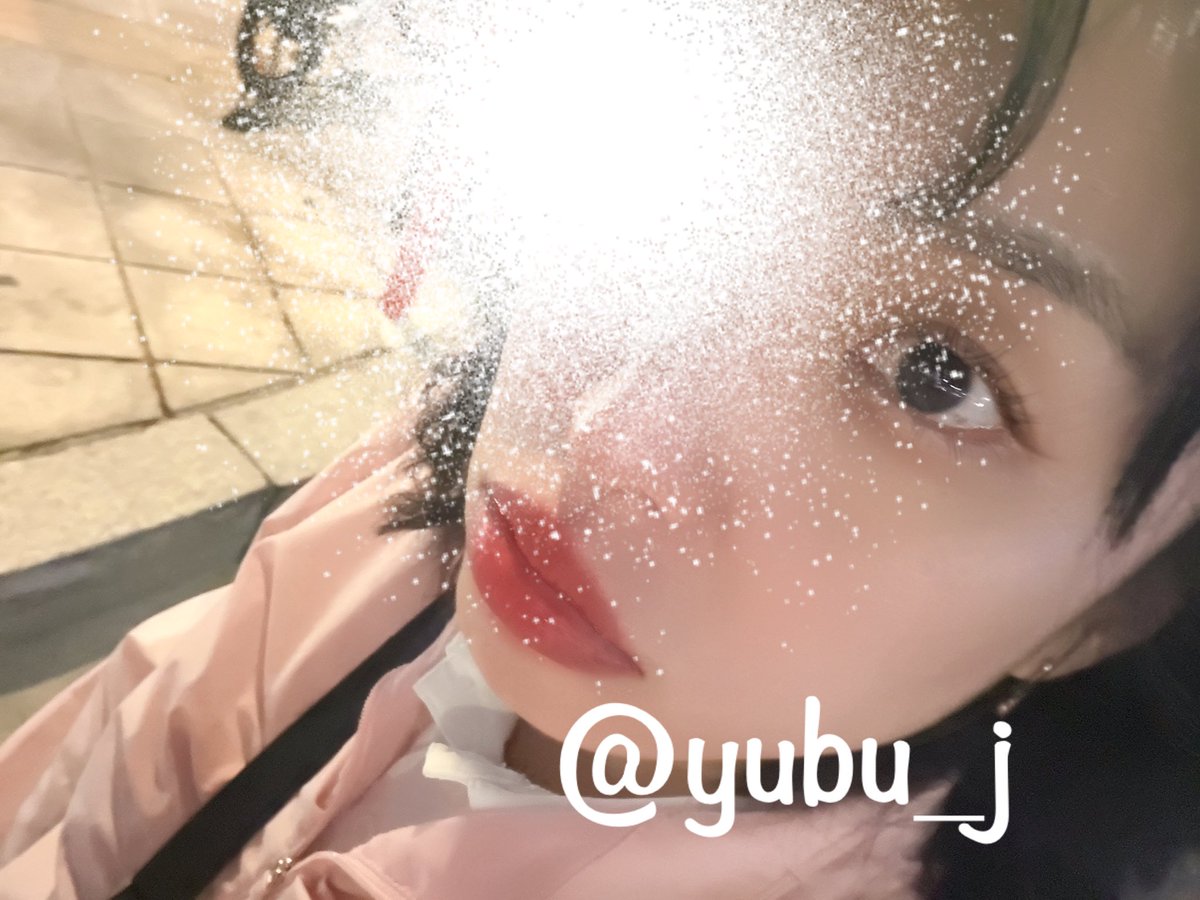 j tweet media