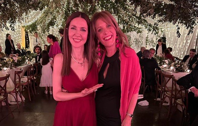 Dios las cría y el viento las amontona.
#CristinaPérez
#BettinaAngeletti