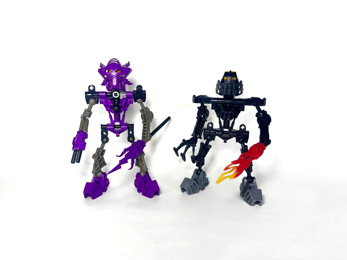 BIONICLE_h's tweet photo. Toa Voriki
エネルギー属性のトーア。
バイオニクル発売初期(2001年)にネット上でコラ画像として広まった7人目のトーア。
噂が出回り始めた時はプロモをいじった画像(4枚目)であたかも公式キャラと信じる人も多かったとか。
ネット上の伝説のトーア、ここにきたり！
プロトのトーアと並べてもよいね〜 https://t.co/w73Q5xb1g5