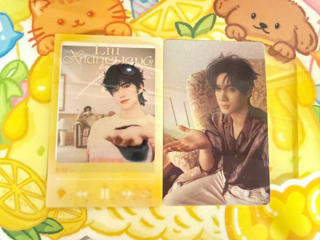 AND THE POSE???? Holding the lemon cake???? 🤯 And the clear pc lets you place 🦊 right behind 😆 Op is so smart for that