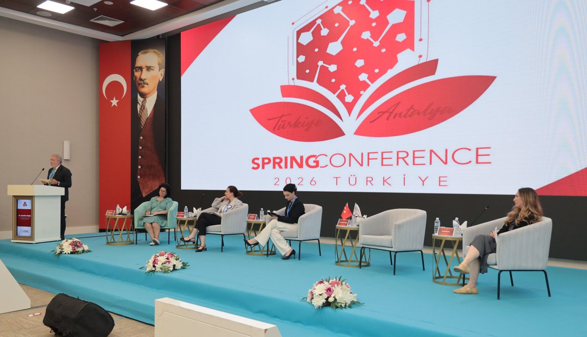 KVKKurumu's tweet photo. Bu yıl Kurumumuz ev sahipliğinde ülkemizde gerçekleştirilen Avrupa Veri Koruma Otoriteleri Bahar Konferansı oturumlarının ilk günü, çocukların kişisel verilerinin korunmasına ilişkin konuların ele alındığı panel ile tamamlandı.

#SpringConference2026 https://t.co/Hh11PNHC8y